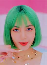 YaSm • baekonbaek: lisa // ice cream mv