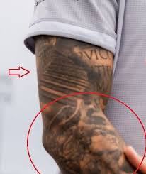 The original tattoo had a man city badge on it, which he covered up using the german national team shirt design. Lucas Hernandez 9 Tattoos Their Meanings Body Art Guru