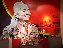 Chủ tịch hồ chí minh đến thăm và nói chuyện với một đơn vj bộ đội tham gia chiến dịch điện biên phủ năm 1954. Ä'á» CÆ°Æ¡ng Tuyen Truyá»n Ká»· Niá»‡m 110 NÄƒm Ngay Sinh Ä'áº¡i TÆ°á»›ng Vo Nguyen Giap Tin Trong NÆ°á»›c Ä'áº£ng Bá»™ Tá»‰nh Quáº£ng Ngai