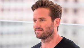 Armand douglas hammer (born august 28, 1986) is an american actor. Vo Vse Tyazhkie Armi Hammer Porazil Socseti Lichnymi Foto S Tajnogo Akkaunta