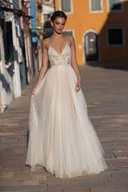 Viele träume in weiß gehen hier in erfüllung! Gali Karten 2018 Bridal Collection Elegantwedding Ca Brautkleider 2018 Glamourose Hochzeit Kleid Hochzeit