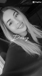 Me 💁🏼‍♀️ #fyp #capcut #tiktok #explore #snapchat #fypシ #citygirls  #ravegirl #sanbernardino #methings #allaboutme #badbitch