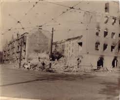 berlin lichterfeld am 23 august 1943 zerstorte eine luftmine die hauser berliner strasse lindenstrasse das eckhaus wur lichterfeld historische fotos preussen
