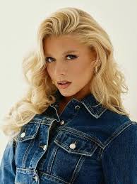 Dancers by AMCK Dance