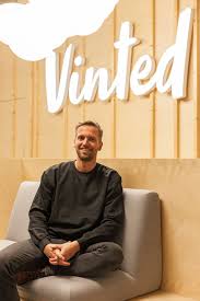 Darstellung ist ein anteil am einzelnen werk, der inszenierung. Vinted Ist Der Neue Anlaufpunkt Fur Second Hand Mode Jan Christopher Sierks