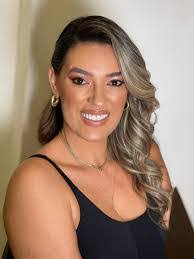 Barbara Mier's Instagram, Twitter & Facebook