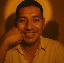 El actor y tiktoker mexicano AlanEstrada confiesa que hizo casting para  MentirasLaSerie pero no quedo y era uno de sus personajes soñados , sin  embargo ahora se sabe que su ex novio