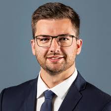 Edward Zabinski's Instagram, Twitter & Facebook