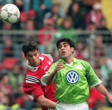 Anschließend wechselte er zum fc bayern münchen und gewann dort dreimal das double. Netzers Kritik Versteht Ballack Bis Heute Nicht Welt