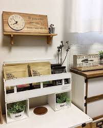 簡単なdiyから始めてみよう 初心者でも出来る100均アイテムや木材を使ったアイデア folk インテリア 家具 木材 模様替え
