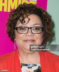 Dolores Vincent's Instagram, Twitter & Facebook