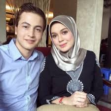 Jangan lupa saksikan encik suami mat salih celup episod akhir. Biodata Daler Yusuf Hero Drama Encik Suami Mat Salih Celup Encikshino Com