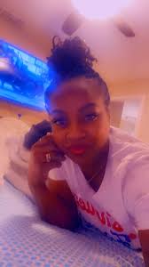 My birthday tomorrow so why not?☺️💙💙 It's an Aquarius thang ♒️☺️💙 38  loading👑......2/10