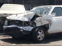 سيارات مصدومه صور سيارات وقعت في حادث واصدمت كيوت