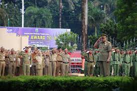 Satpol pp dki memiliki peran penting dalam menjaga ketentraman negara di tingkat daerah, sehingga lowongan pendaftarannya pun memiliki syaratnya tersendiri. Satpol Pp Linmas Dan Damkar Siap Sukseskan Pemilu Pemerintah Kabupaten Jepara