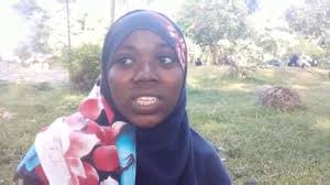Rais wa zanzibar na mwenyekiti wa baraza la mapinduzi mhe.dk.hussein ali mwinyi akisalimiana na baadhi ya viongozi alipowasili katika eneo l. Uteuzi Wa Makamu Wa Kwanza Wa Rais Zanzibar Media Center Dw 01 03 2021