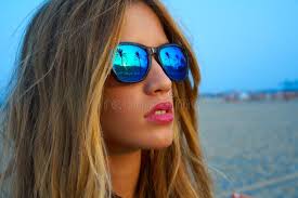 957 Woman Blond Palm Tree Stock Photos