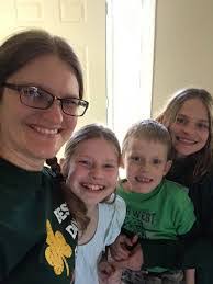 Nicole Lasky's Instagram, Twitter & Facebook