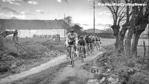 Er begann seine profikarriere 1981 und trat 2000 zurück. Adrie Van Der Poel On Son Mathieu Pezcycling News