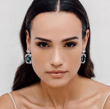 holiday bridal gift guide ✨