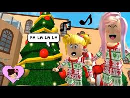 Christmas Fun In Bloxburg Roblox Roleplay With Goldie Singing Carols Decorating And Partying Youtube Christmas Fun Beautiful Christmas Trees Roblox