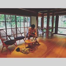 ojika nagasaki 旅の行き先を小値賀にした１つの理由は古民家ステイ いつか田舎の古 民家をリノベして住みたいと思ってる我が家にとって 自分たちの理想を具体化する良い機会やなーということで 贅沢にも4連泊 ほんとは5泊の予定が 時化でフェリーが止まって渡航