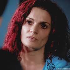 Bea Smith (@beasmlth)