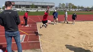 Leichtathletik: ...Deutsche Bestmarke für Ole Fricke
