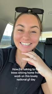 Sierra Schmidt (@sierra_schmidt)