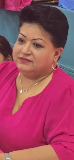 Desde que conozco a la profe Suyapa Esther Petit Jackson me he llevado bien  con ella ... profe saludos a la distancia