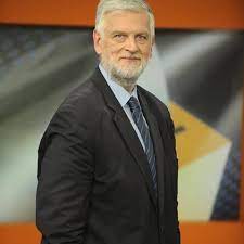 «κατάφερα να χάσω 100 ολόκληρα κιλά» (φωτό). Blue Sky Eidhseis Giannhs Loberdos About Facebook