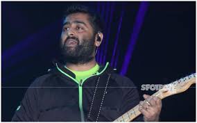 Singer arijit singh's mother who was recently admitted to a hospital in kolkata after contracting the novel coronavirus, passed away on thursday. Arijit Singh S Mother Hospitalised In Kolkata Swastika Mukherjee Posts An Urgent Sos Call For Help