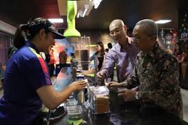Aice Gandeng Gp Ansor Sumbang Apd Dan Es Krim Untuk Tenaga Medis Yunit suooss bang firman viral.