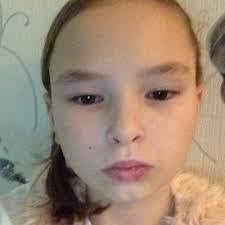 Billie Overton's Instagram, Twitter & Facebook