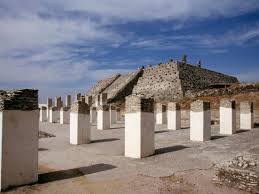 Aztecs and tenochtitlan brings you a factual and detailed account of aztec history, the life and times of aztec people and their roles in aztec society. Aztec Origins And The Founding Of Tenochtitlan