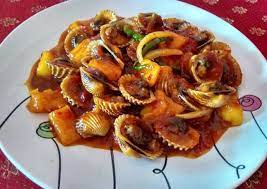 Sajian seafood bercitarasa pedas ini dijamin bikin pecinta olahan pedas bakal ketagihan. Pin Op Resep Makanan Lezat