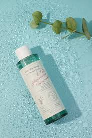 Produk ini sangat direkomendasikan untuk kulit nah, shopbackers, itulah ulasan 7 hydrating toner terbaik yang bisa kamu pilih untuk menghidrasi kulit kamu. Wajib Tahu 5 Rekomendasi Toner Terbaik Untuk Semua Jenis Kulit Halaman 3 Parapuan