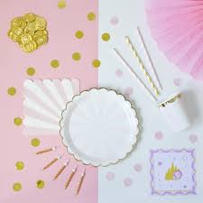 Le prix d'un anniversaire enfant dépend de la nature de la prestation réservée. Box Anniversaire Princesse Pour Grandes Filles De 10 A 11 Ans