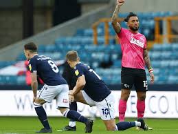 England's national football (soccer) team remains totally united on kneeling for black lives matter going into the 2020 uefa european football championship, but are being met with boos by fans. Video English Soccer Fans Loudly Jeer Players For Taking A Blm Knee