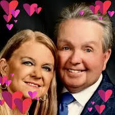 Eleanor Grubb's Instagram, Twitter & Facebook