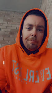 Shane Bradshaw's Instagram, Twitter & Facebook