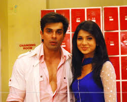Karan Singh Grover And Jennifer Winget In Dill Mill Gayye Kumud Jennifer Winget Red Leather Jacket Jennifer