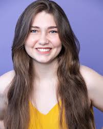 ✨Meet Kate Donadio MacQueen✨ Gal Tuesday [Assistant Editor