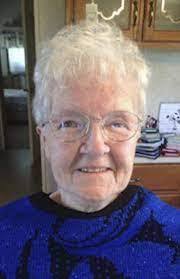 Diane Denault's Instagram, Twitter & Facebook