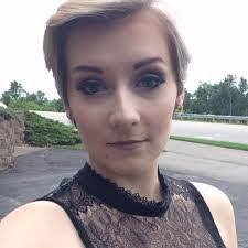 Edith Aucoin's Instagram, Twitter & Facebook