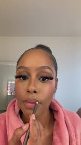 Keisha Cotton's Instagram, Twitter & Facebook