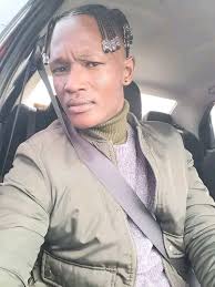 Mabelo Nelly Mpiti ba nkibile ka mono nkase ikaketse ka hore ke rata Qhoali  kannete...Admin tsa ka mono lisele hampe ba hlooho li litlapeli