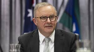 US beef imports could be allowed into Australia for the first time in  decades ahead of Anthony Albanese's meeting with Donald Trump later this  month.