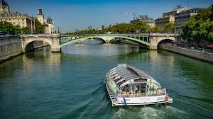 In this photo you can see the pont des arts, sometimes more well known as the bridge of love, spanning over the river seine and heading towards the institut de france. Wallpaper Paris France River Seine Bridges Riverboat 1920x1080