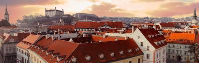 Both names are officially recognized), is a landlocked country in central europe, bordered by austria to the west, the czech republic to the northwest, hungary to the south, poland to the north and ukraine to the east. Etias Para Eslovaquia Isencao De Visto Para Brasileiros Irem A Europa